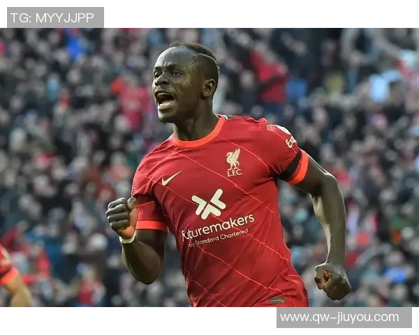 拜仁与于帕续约面临签字费分歧同时关注格伊转会动态